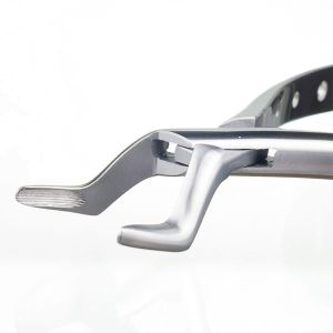 Щипцы для удаления зубов (верхние премоляры и моляры, корневые)