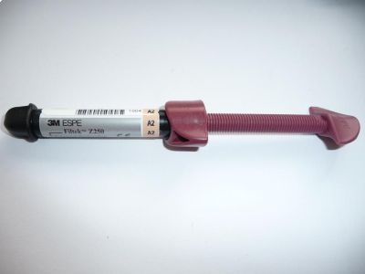 Filtek Z250, оттенок A2, универсальный реставрационный материал, 6020A2, шприц (4г.) 3M