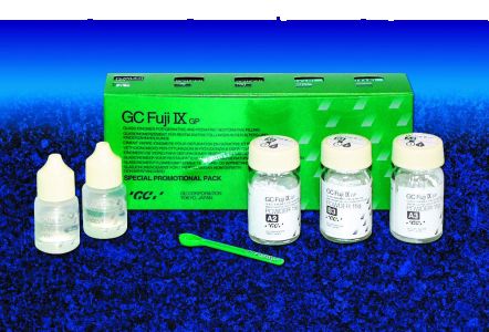 GC Fuji IX GP-клинический набор (3x15 г порошка, 2x6.4 мл жидкости)